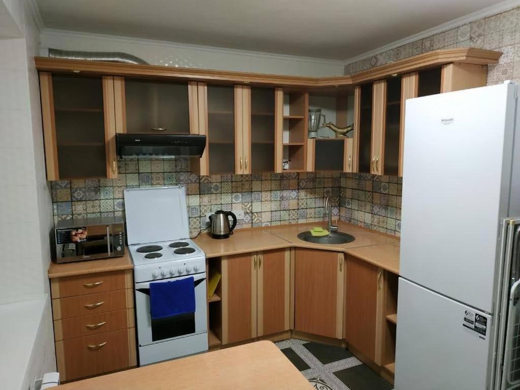 Апартаменты В Центре Возле Набережной Krementschuk Zimmer foto
